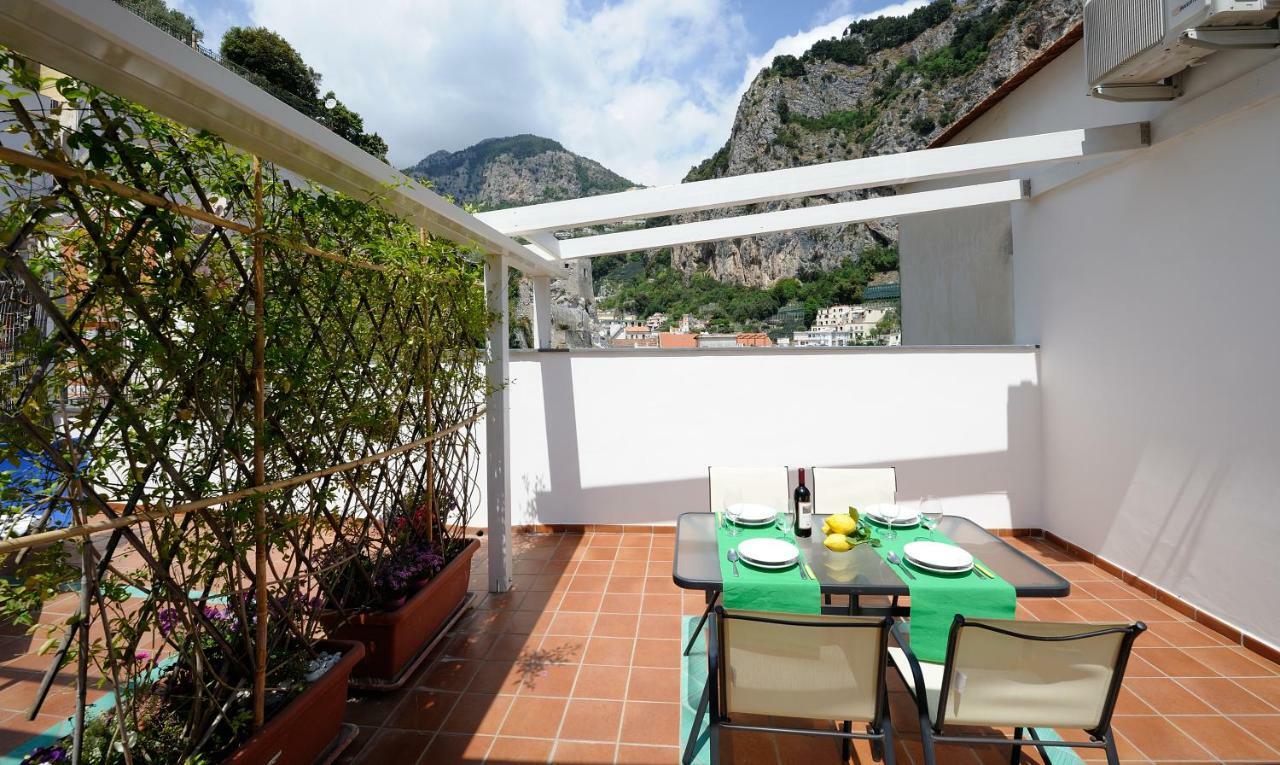 Appartamento Paradiso Amalfi Bagian luar foto